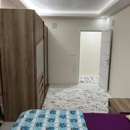 Ayca House Esyali Kiralik Konut Apartman *